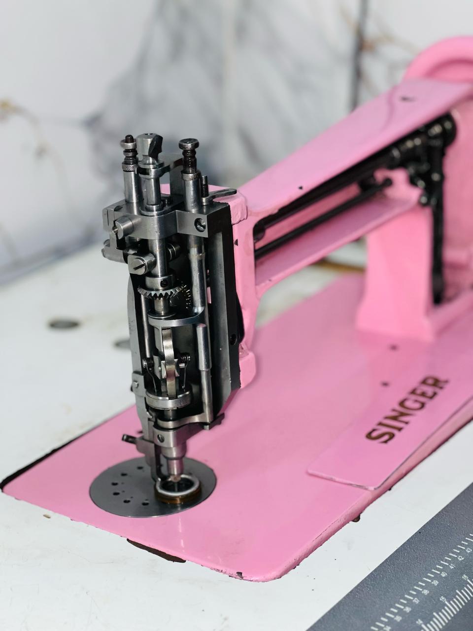 Singer 114w103 Restored Chainstitch moss stitch Sewing Machine *Head, Table and motor*