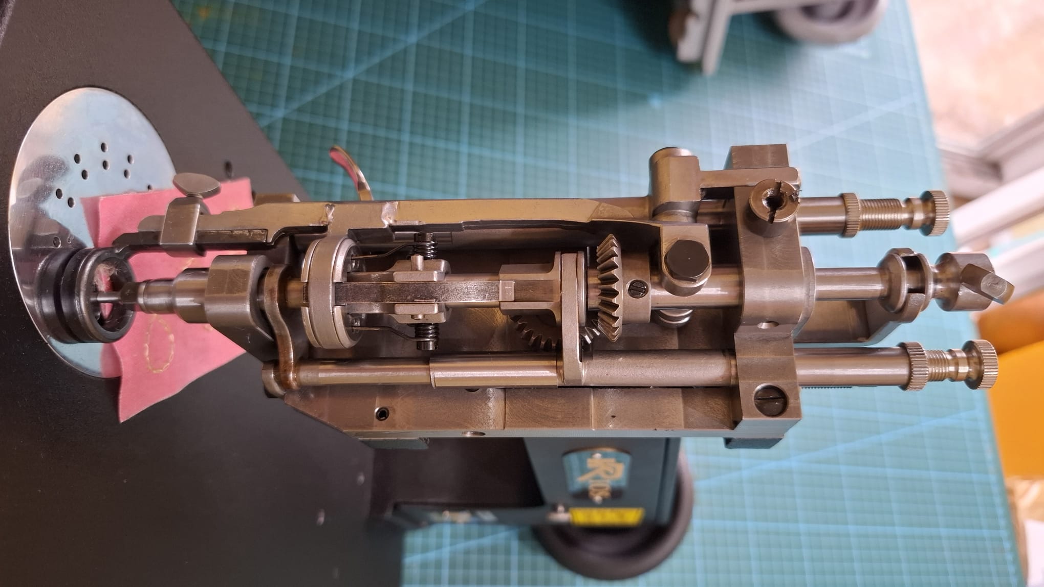 *NEW* KRIOS Chainstitch Embroidery machine, table, motor and Stand