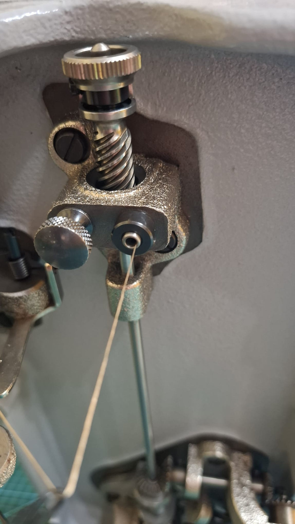 *NEW* KRIOS Chainstitch Embroidery machine, table, motor and Stand