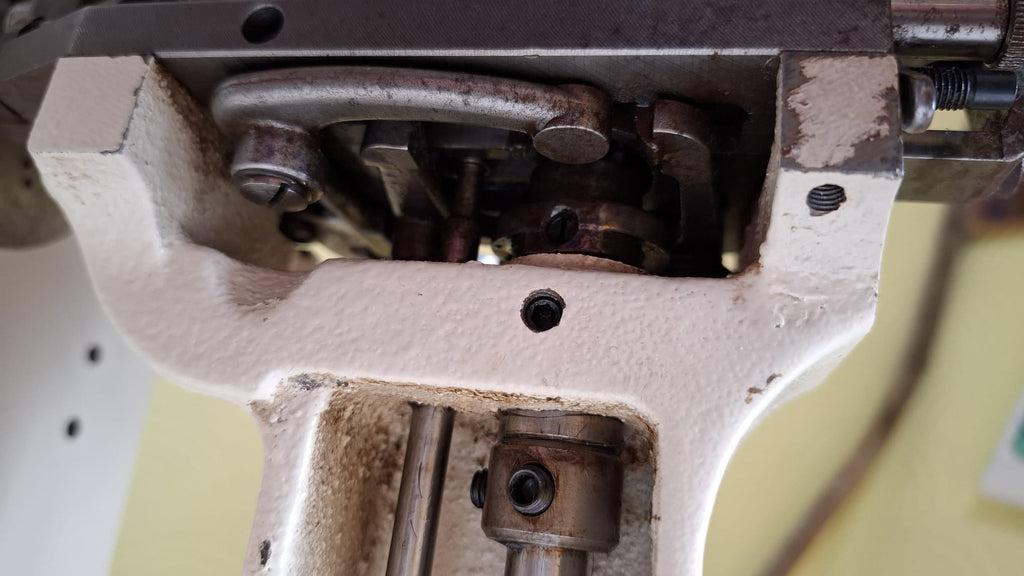 Treasure chain & moss stitch embroidery machine *Head only*