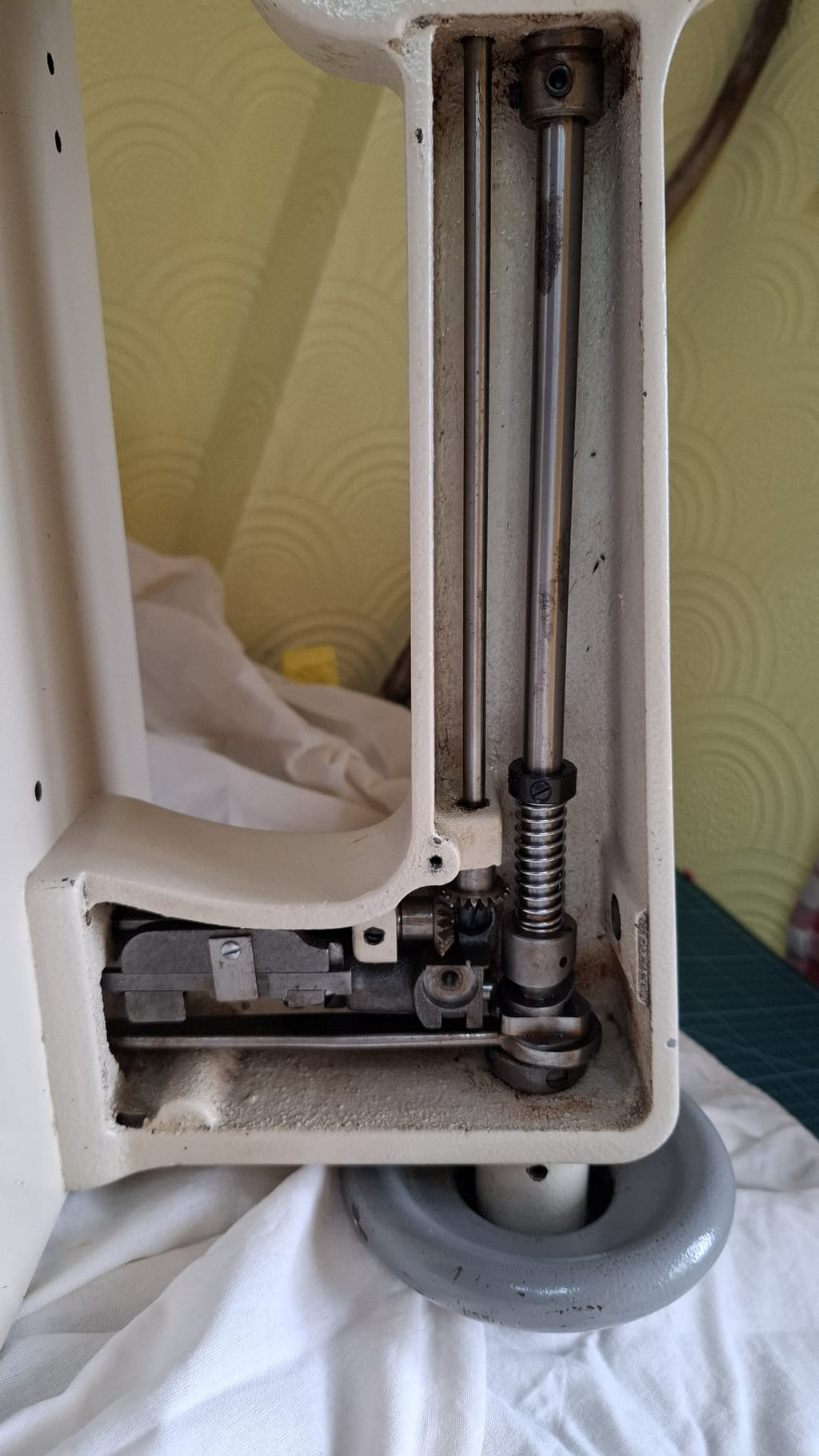 Treasure chain & moss stitch embroidery machine *Head only*